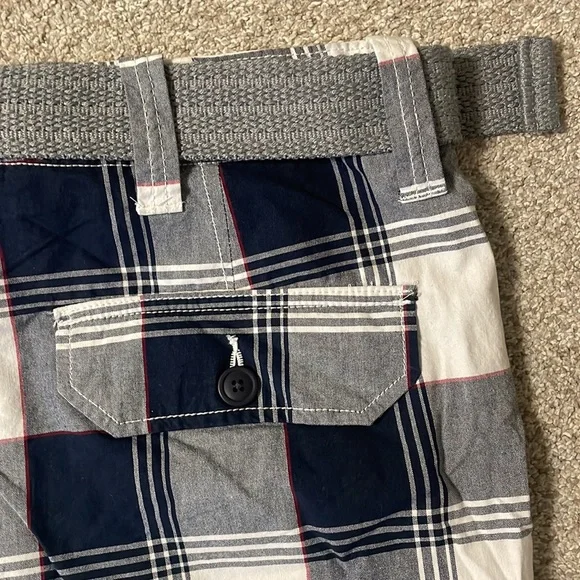 Host Pick! NWT Men’s Roebuck & Company Navy and White Plsid Shorts SZ 38 - Picture 7 of 9